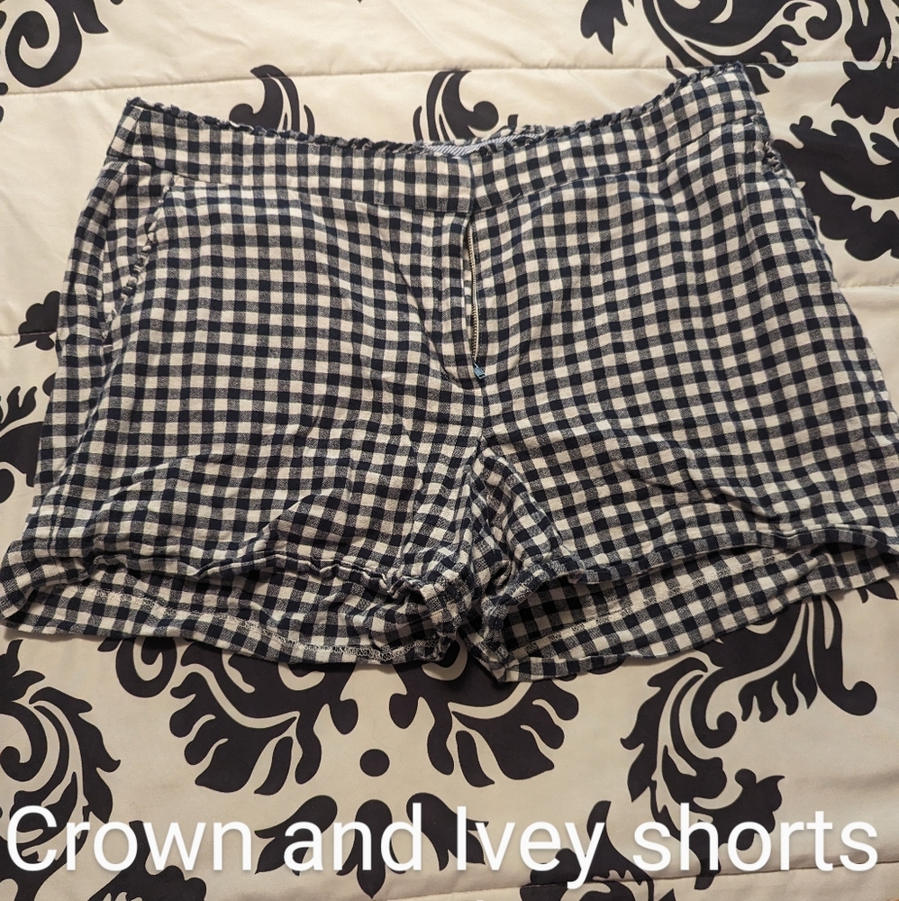 Crown and Ivy shorts